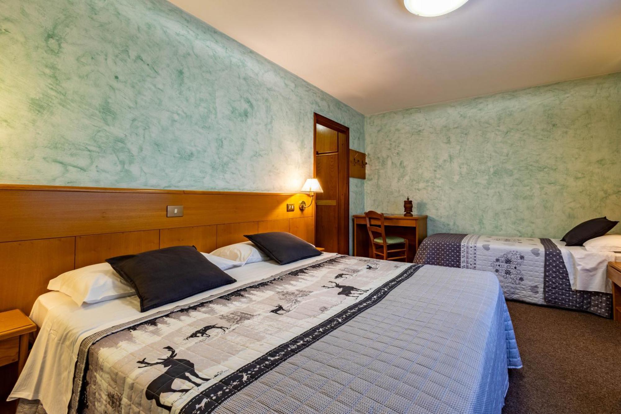 Hotel Beau Sejour Pre-Saint-Didier Bagian luar foto