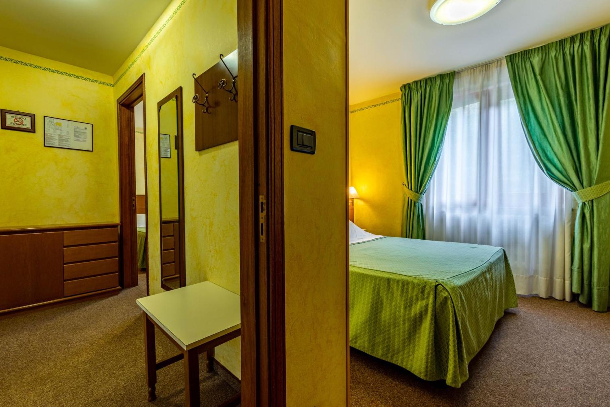 Hotel Beau Sejour Pre-Saint-Didier Bagian luar foto