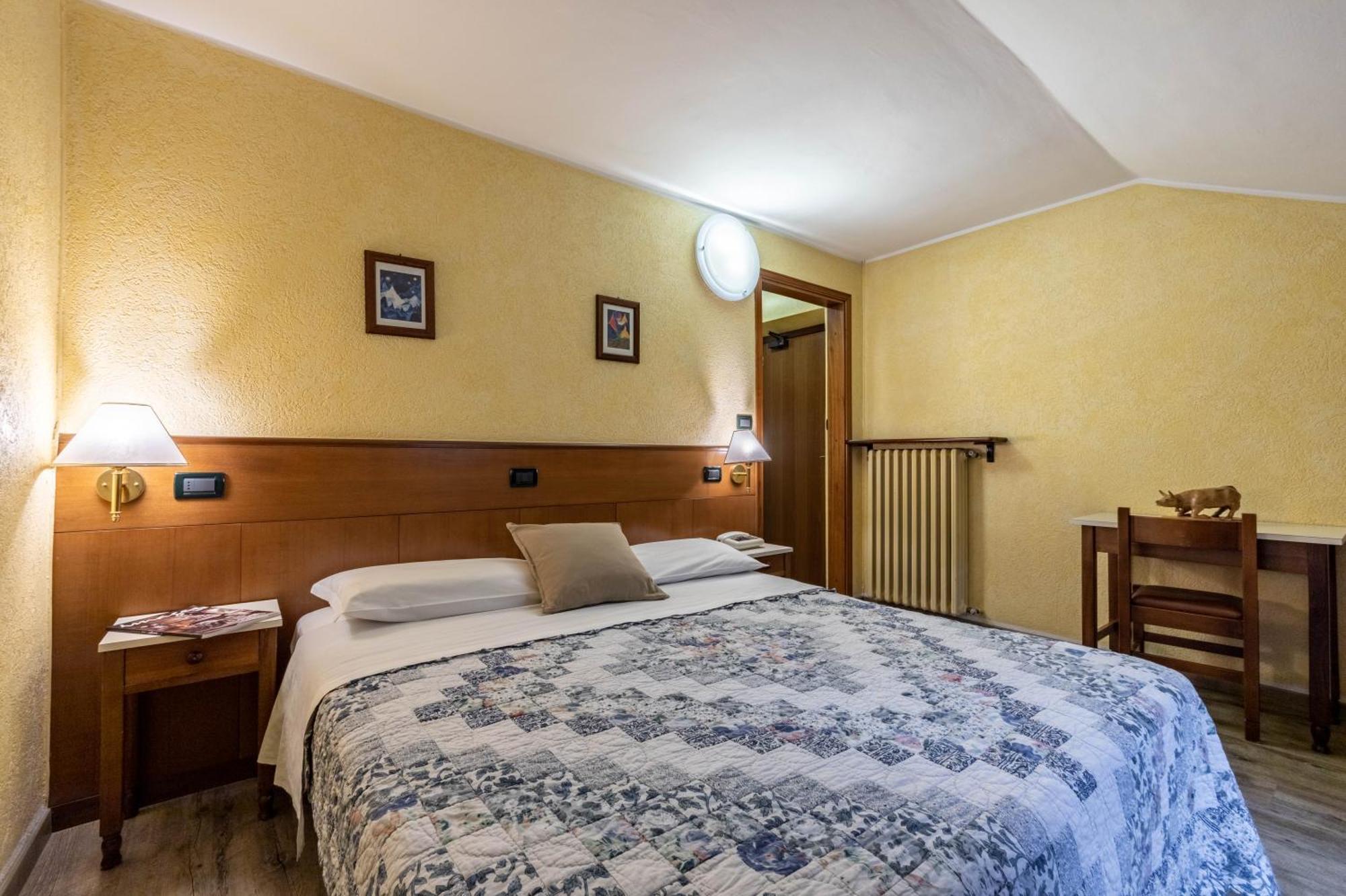 Hotel Beau Sejour Pre-Saint-Didier Bagian luar foto