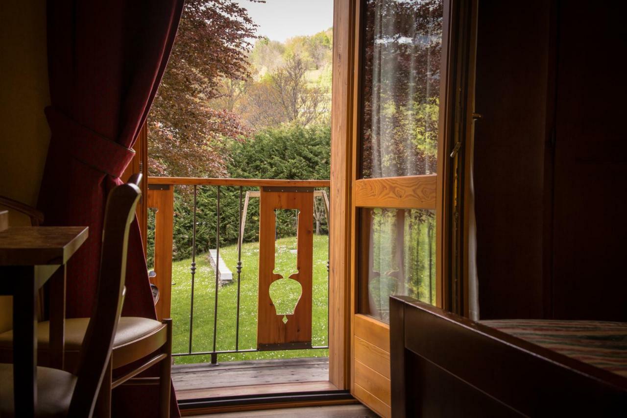 Hotel Beau Sejour Pre-Saint-Didier Bagian luar foto